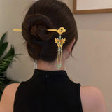 Classical Cloud Dream Butterfly Hairpin