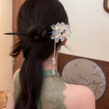 White Cherry Blossom Tassel Hairpin